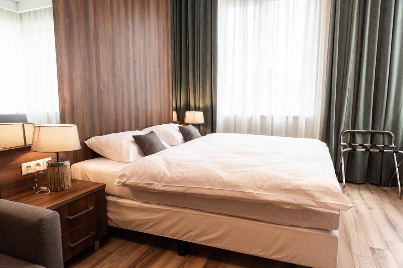 Metropolis Apartamenty Centrum กาลิช ภายนอก รูปภาพ