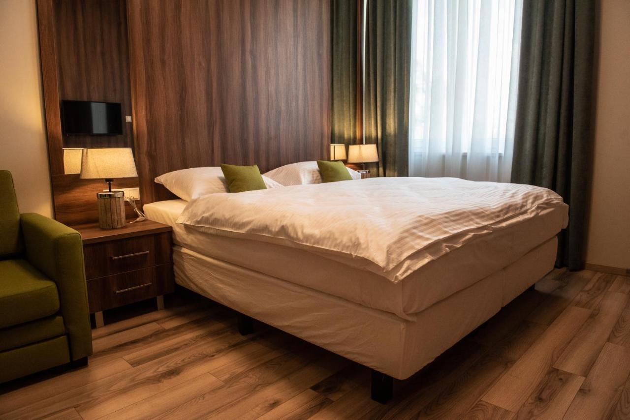Metropolis Apartamenty Centrum กาลิช ภายนอก รูปภาพ